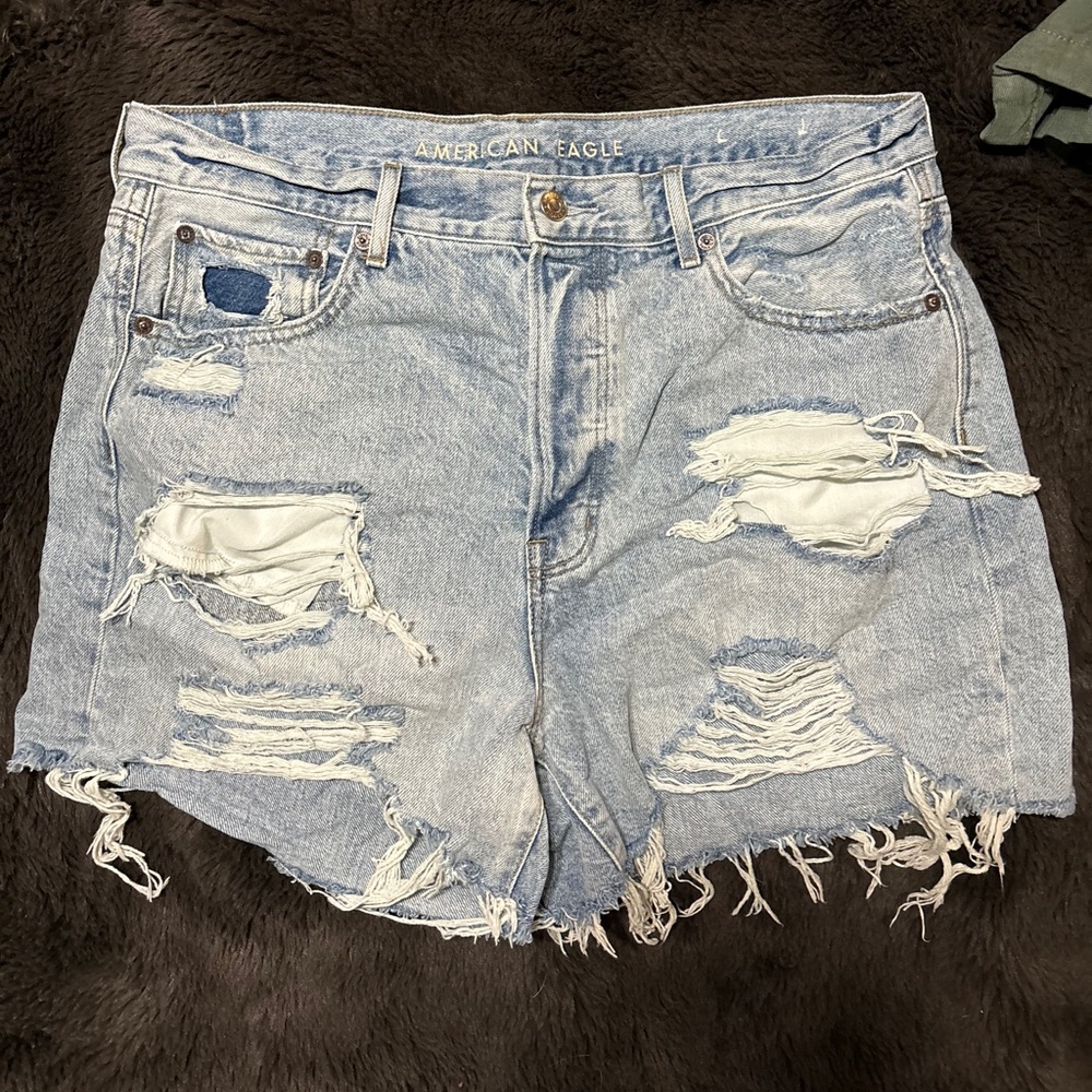 AE shorts